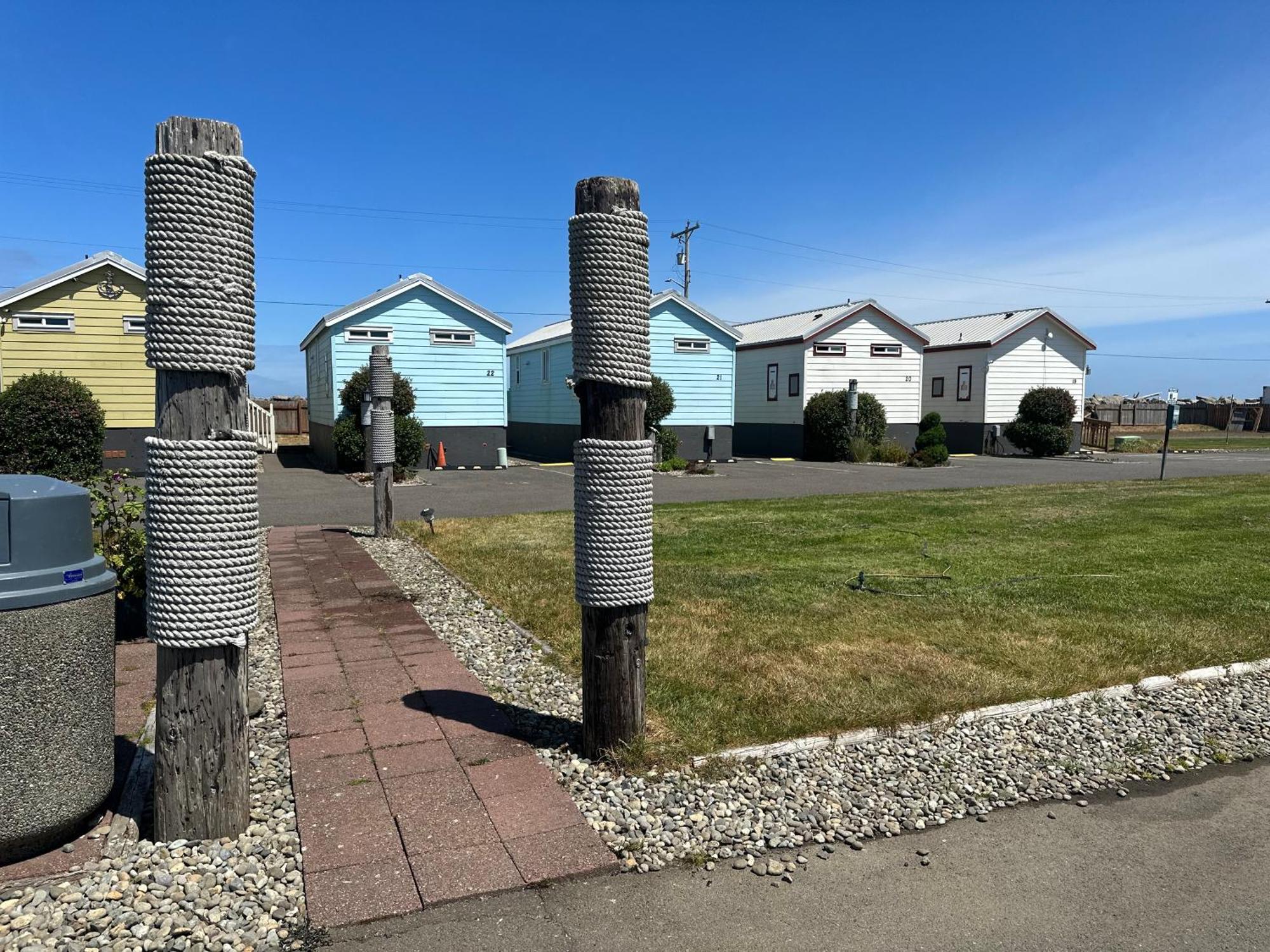 Westport Marina Cottages Exterior photo
